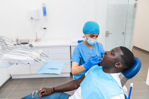 Best Emergency Tooth Extraction in China Lake Acres, CA